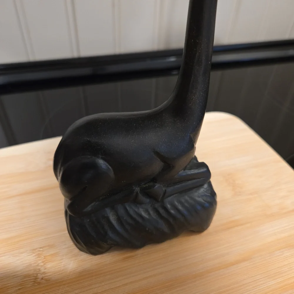 Elegant Black Resin Giraffe - Picture 2 of 4